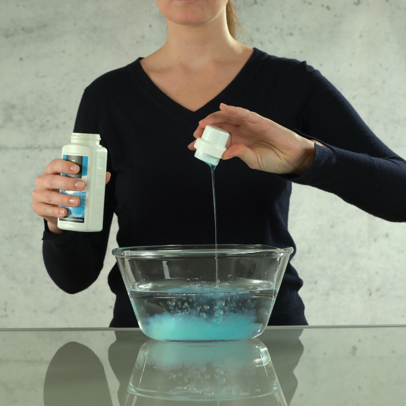 SOLITAIRE SNEAKER WASH